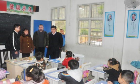 ʡ������Ϸ���Ÿ�ʯ̨�������忪չ���շ���������ůУ԰���˶�